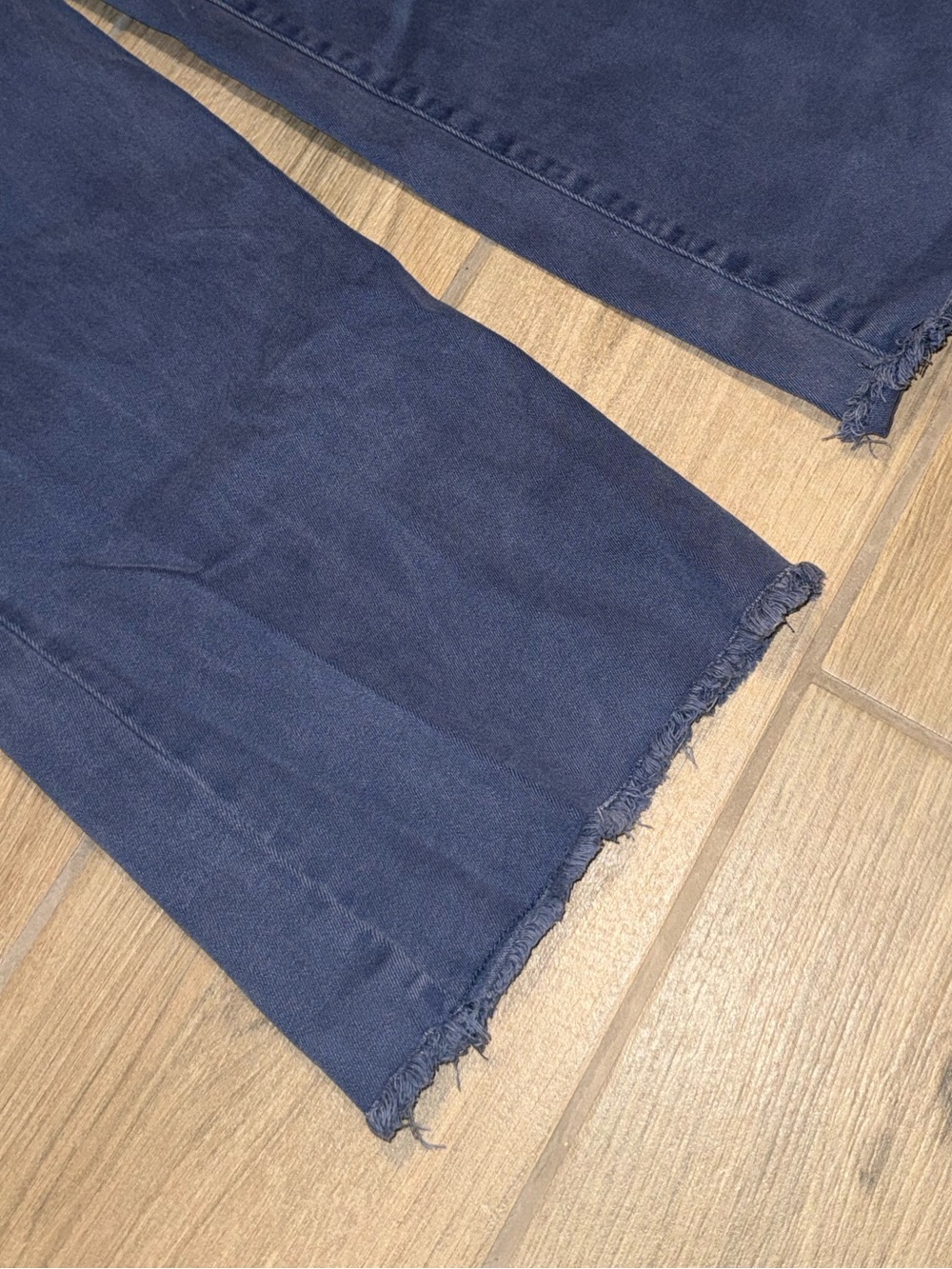 Zenana Outfitters Wide Leg Jeans With Raw Hem Blue/Purple Color Size L - Picture 5 of 6